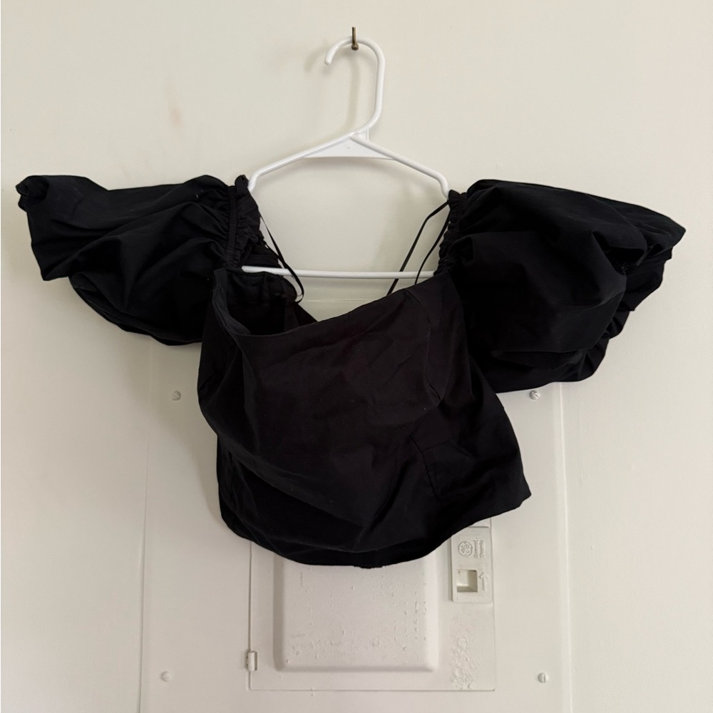 A&F Off-The-Shoulder Poplin Set Top